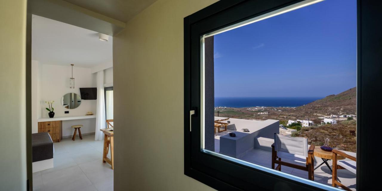 Ryolithos Suites Foinikia  Exterior photo